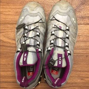 Goretex Salomon Hiking shoes